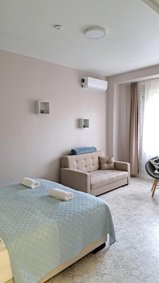 Eper Apartman Szeged Bagian luar foto